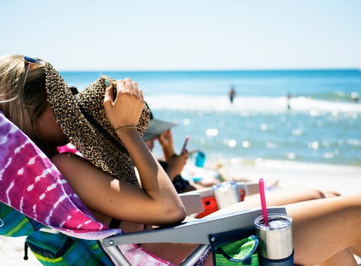 6 Best Non-Comedogenic Sunscreen suggested by Skin Care Experts ( 2020 Sunscreen Guide )